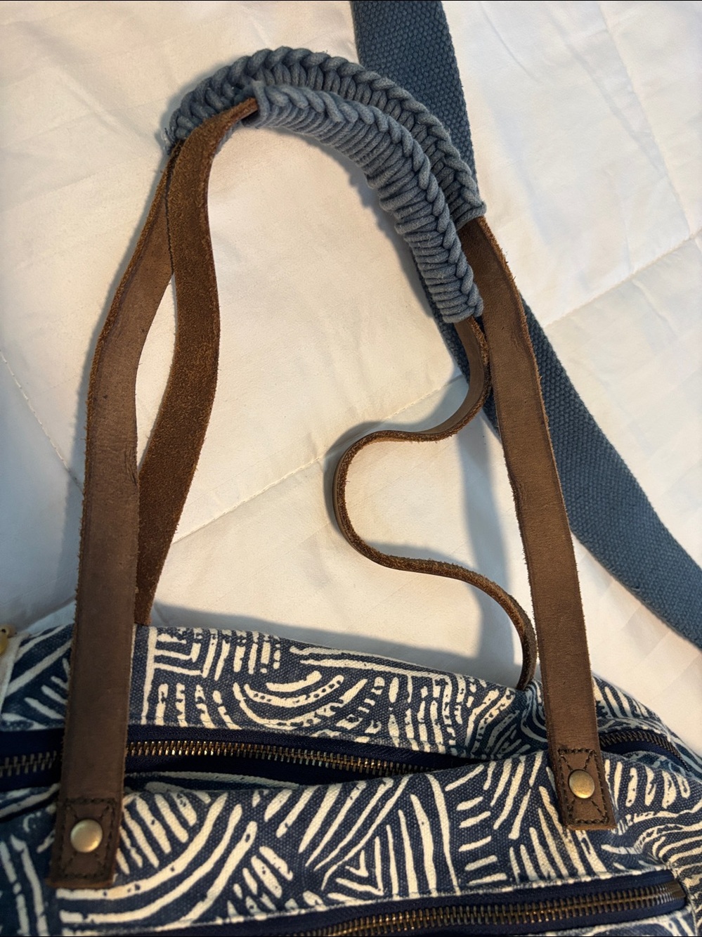 Anthropologie Jasper & Jeera Teresa Weekender Blue & White Leather Trims Bag - Picture 9 of 15